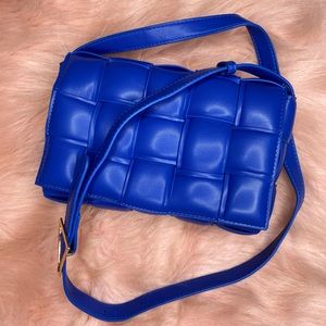 Stylish Bubble Padded Purse